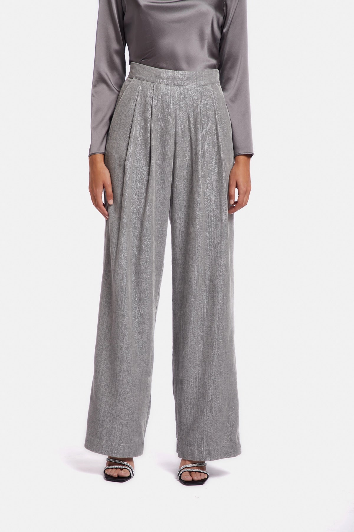 Wide Double Pleated Trousers